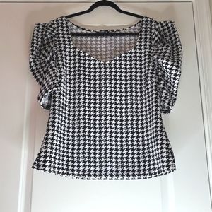 Women's Puff Sleeve Houndstooth Top